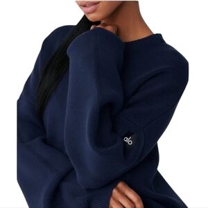 ALO Yoga Unisex Scholar Crew Neck Sweater Navy Blue sz Small